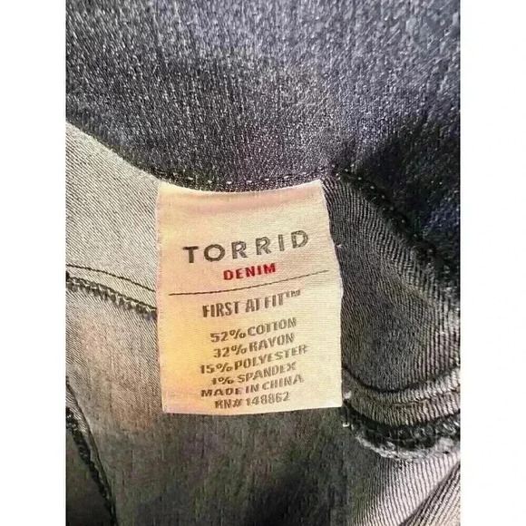 Torrid Women's Jegging Jeans Plus Size 40" Waist 28" Inseam - Picture 11 of 12